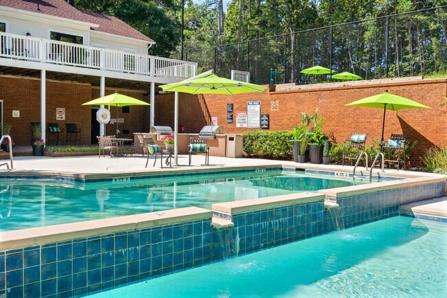 Building Photo - Belmont Crossing Apartment Homes