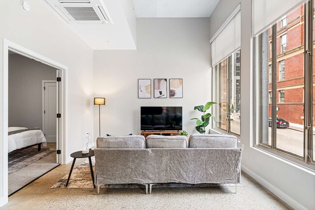 Photo - 205 W 4th St Unit SI ID1465690P