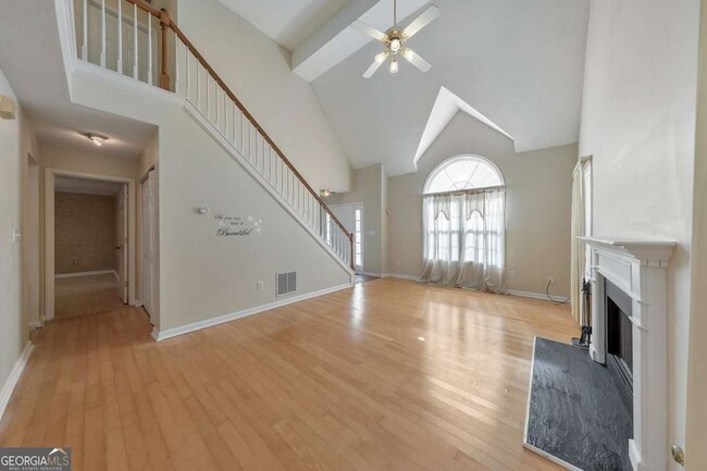 Photo - 2025 Baramore Oaks Dr