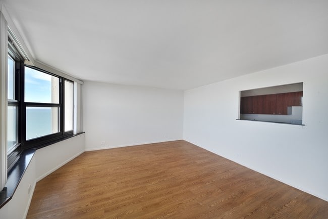 One Bedroom Living/Dining Area - South Shore Beach Apartments