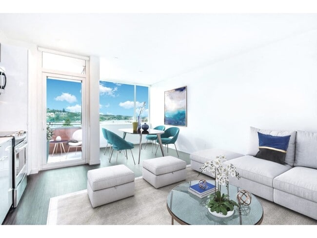 Photo - Shelton Eastlake