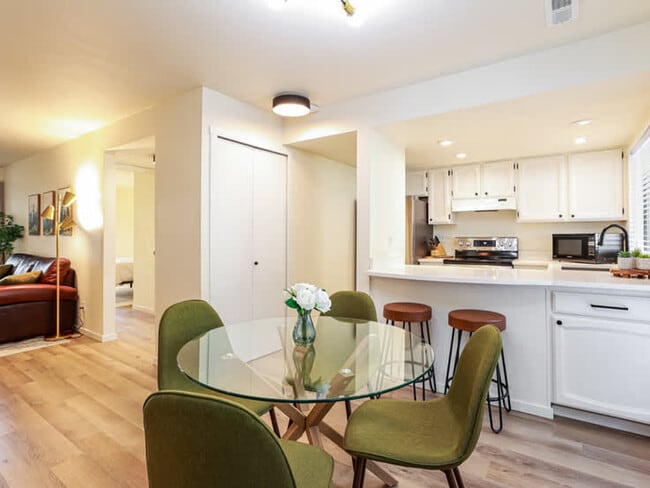 Photo - 10819 NE 37th Pl Unit SI ID1470523P