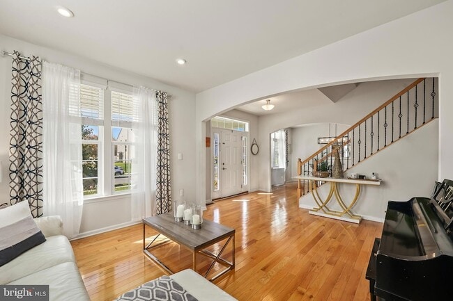 Photo - 76 Penns Charter Ln