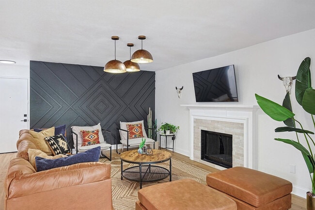 Photo - 6872 Greenleaf Dr Unit ID1319943P