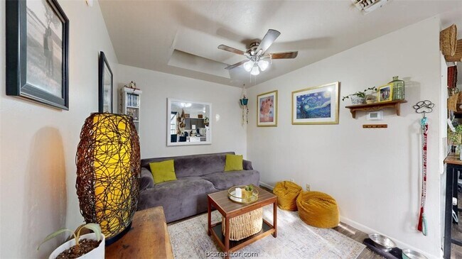 Photo - 725 Peppertree Dr Unit 22