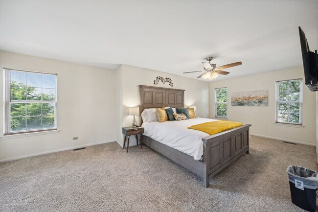 Photo - 4609 Metcalf Ct Unit ID1285037P