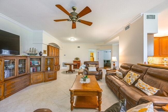 Photo - 25031 Banbridge Ct Unit SI ID1386269P