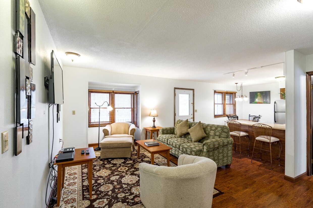 "Baby" Unit - One Bedroom