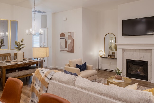 Building Photo - Hatton Place Townhomes