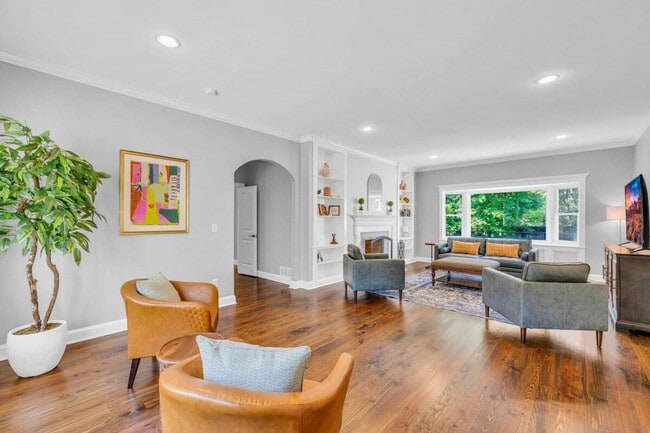 Photo - 115 Wexford Pl Unit ID1302851P