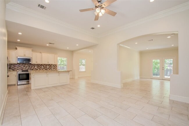 Photo - 10572 Twin Oak Dr