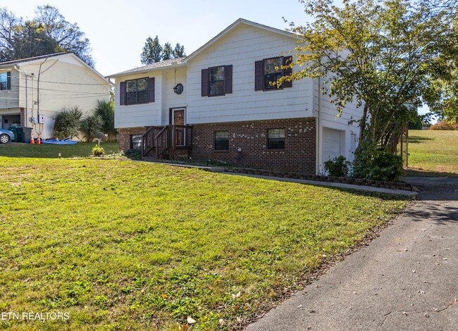 Photo - 1817 Sedgewick Dr