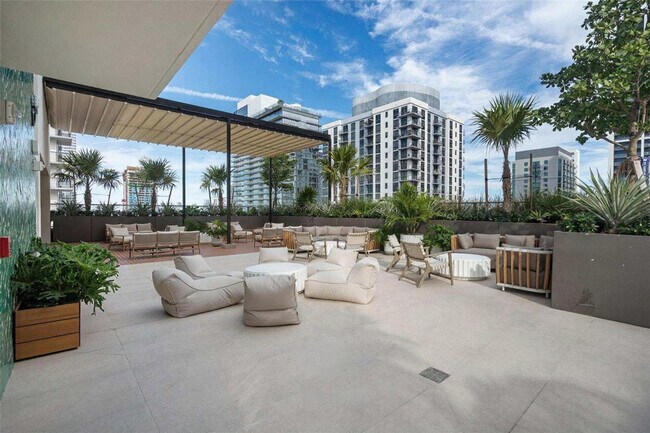 Photo - 601 N Miami Ave Unit ID1380768P