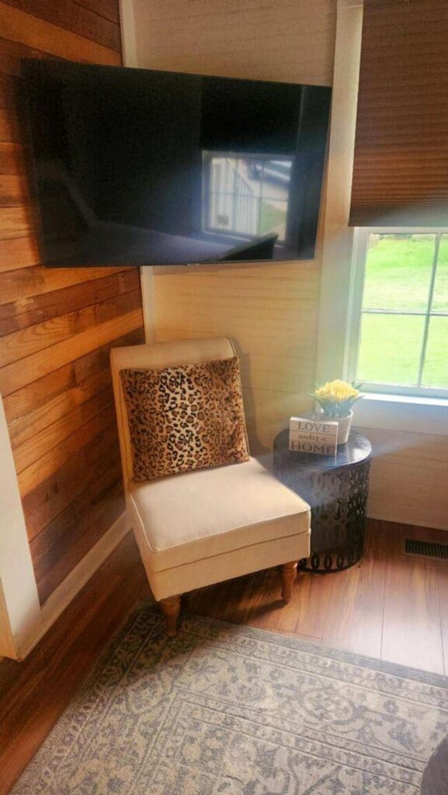 Photo - 104 Dawson St Unit ID1268059P