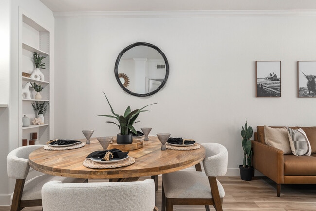 Photo - Emory Old Town