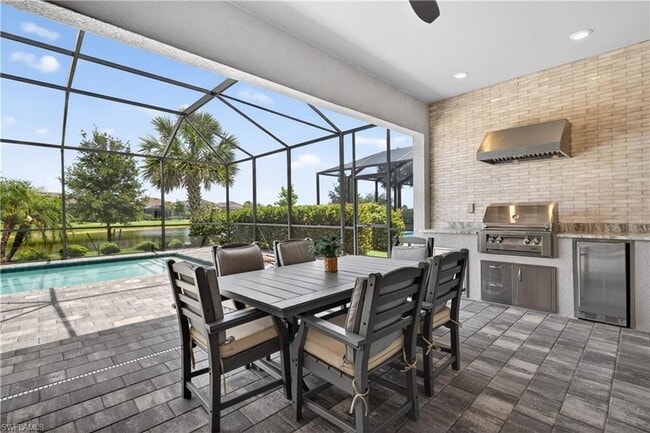 Photo - 5856 Sunningdale St