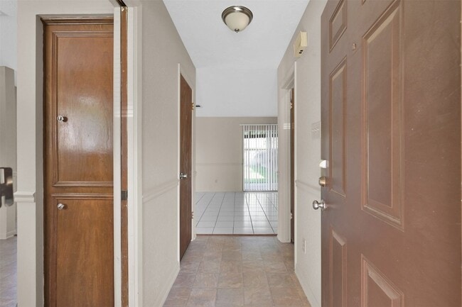 Photo - 1603 Hazelwood St Unit B