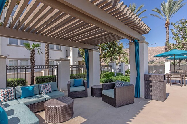 Photo - Vista Imperio Apartments