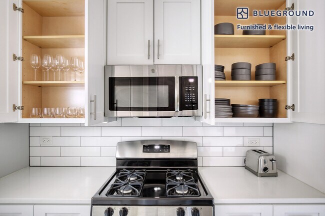 Photo - 3438 N Seminary Ave Unit FL2-ID457