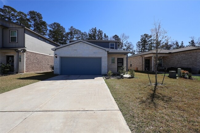 Building Photo - 67 Courageous Side Way