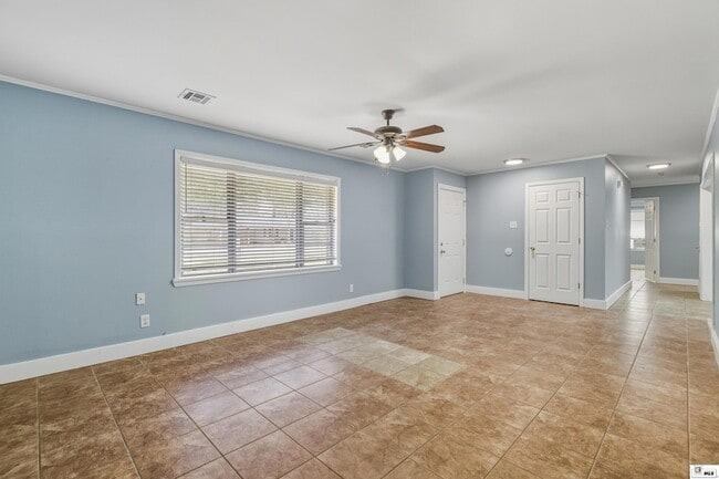 Photo - 2013 Frances Pl