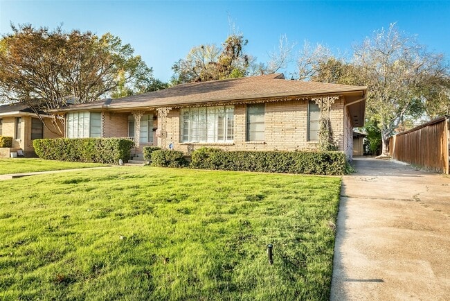 Photo - 6523 E Mockingbird Ln
