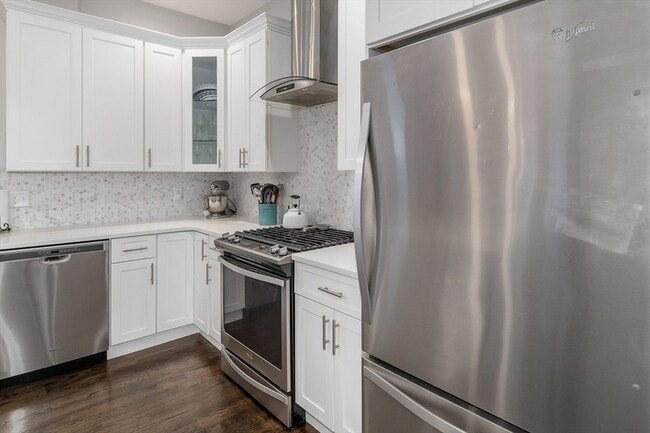 Photo - 349 Meridian St Unit 1