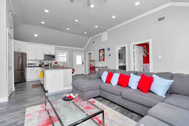 Photo - 2615 Arbor St Unit FL2-ID1047946P