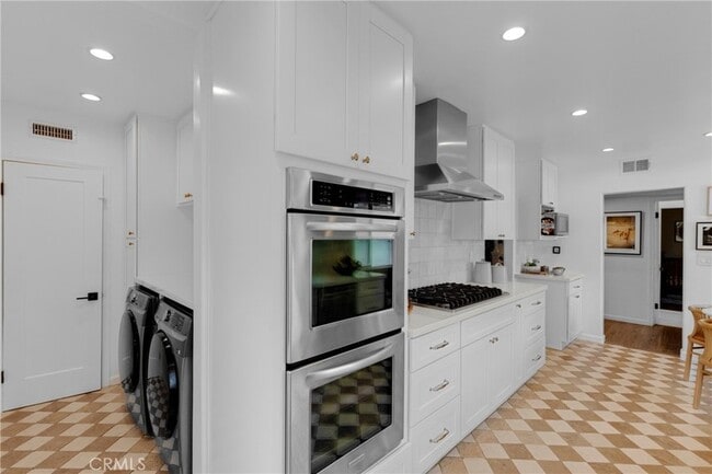 Photo - 23936 Nomar St