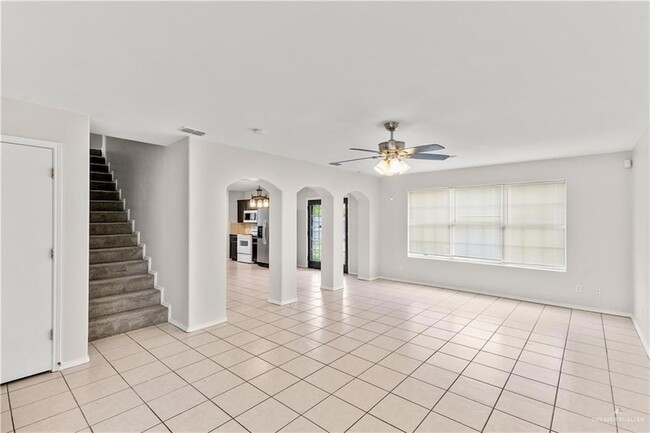 Photo - 4416 Thunderbird Ave W