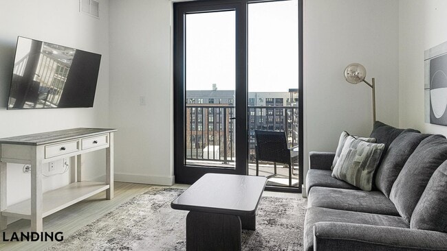 Photo - 1007 S Mint St Unit 914