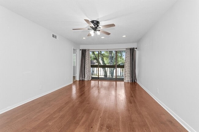 Photo - 12100 Melville Dr Unit 708G