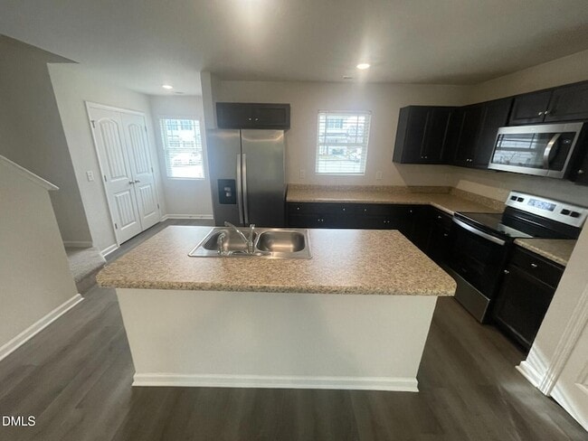 Photo - 2048 Wiggins Village Dr