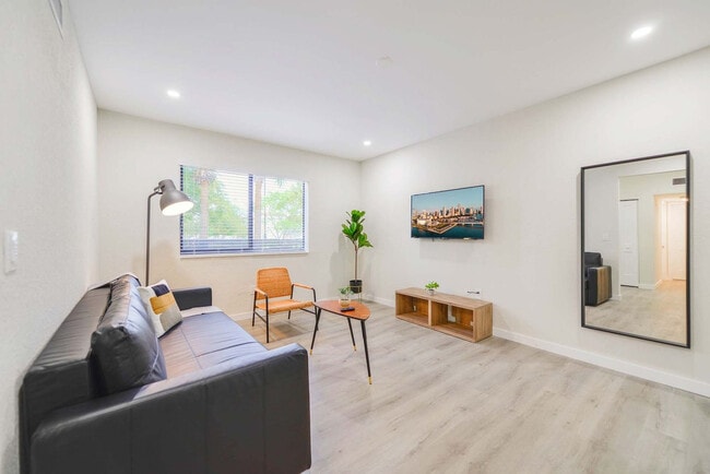 Photo - 700 SW 11th Ave Unit FL1-ID1022482P