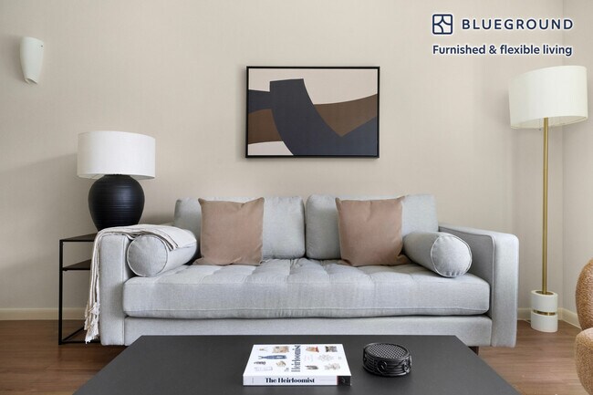 Photo - 3100 Esperanza Crossing Unit FL2-ID350