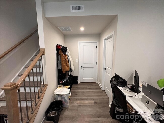 Photo - 3047 Terroir Ln