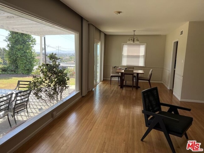 Photo - 5604 Chariton Ave