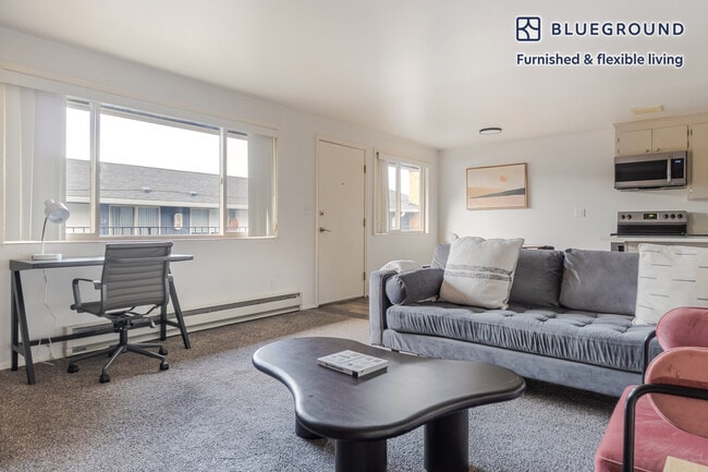 Building Photo - 4235 27th Ave W Unit SI FL2-ID901