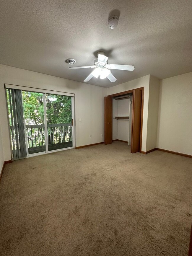 Photo - Silver Drive Apartments