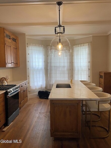 Photo - 77 White St
