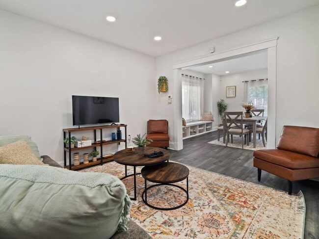 Photo - 6020 Fir Ave Unit ID1062687P