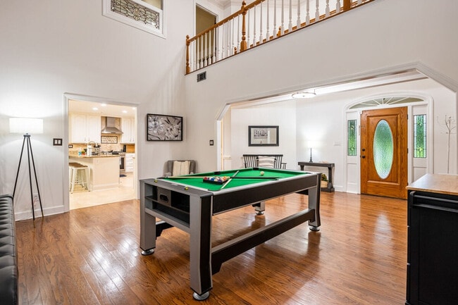 Photo - 29 Dean Rd SE Unit ID1234802P