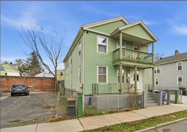 Building Photo - 53 Fremont St Unit 1