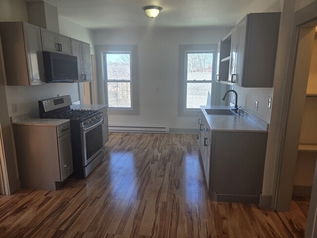 Photo - 40 Garnet St Unit 2