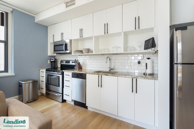 Building Photo - 933 McGee St Unit 2-934.1411113