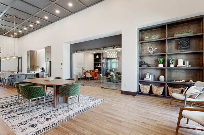 Leasing office & clubroom - The Southerly at Longview