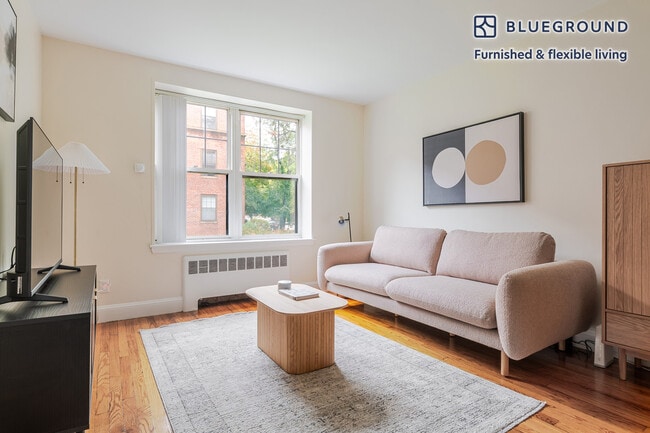 Building Photo - 264 Harvard St Unit FL1-ID1275