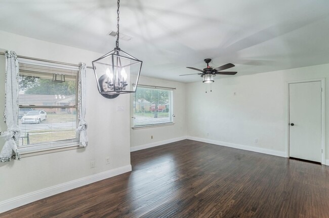 Photo - 924 Fuller Ave