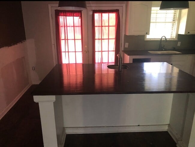 Photo - 8132 Hobbs Dr