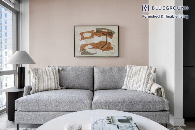 Photo - 311 W Illinois St Unit FL10-ID818